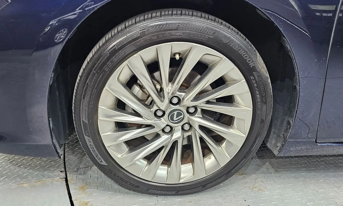 Lexus ES 2021 из KR, фото 9