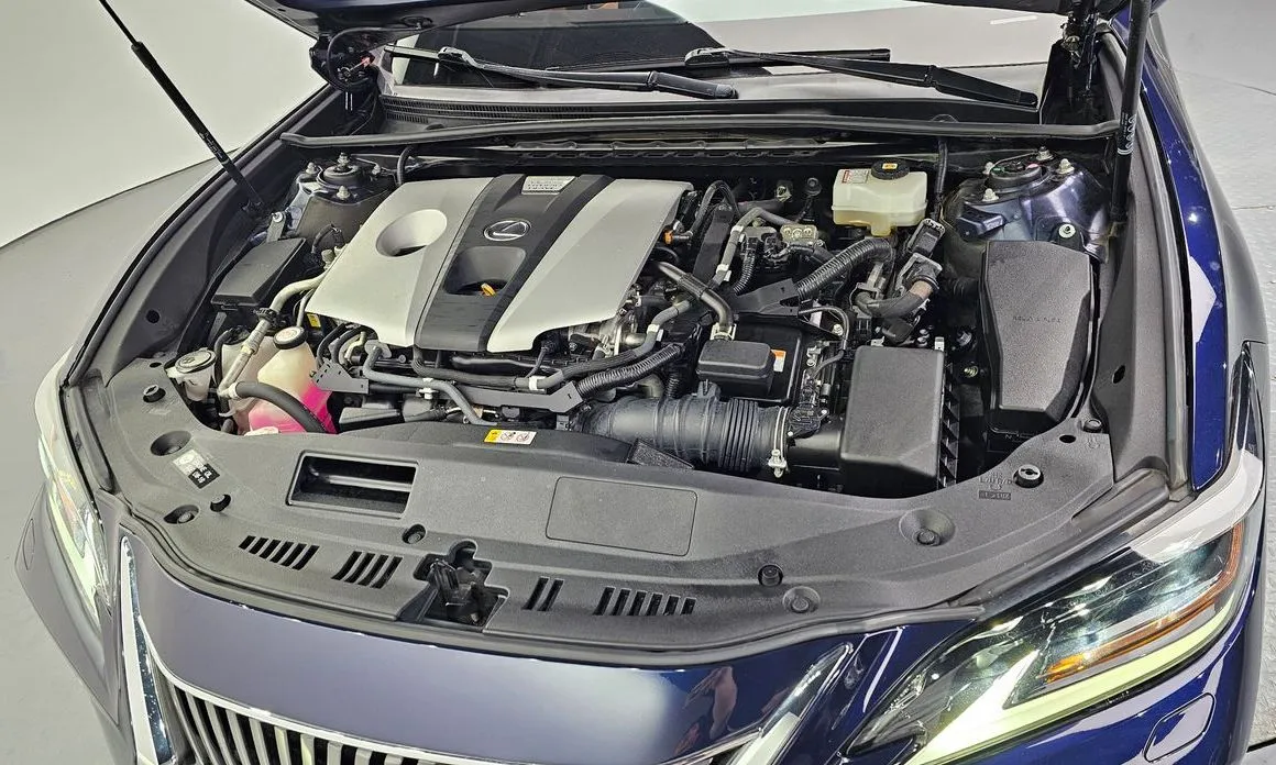 Lexus ES 2021 из KR, фото 10