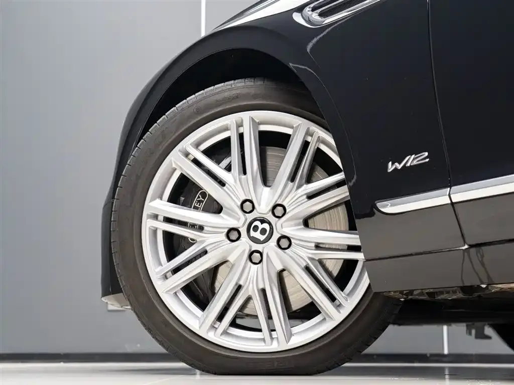 Bentley Flying Spur 2021 из CN, фото 7