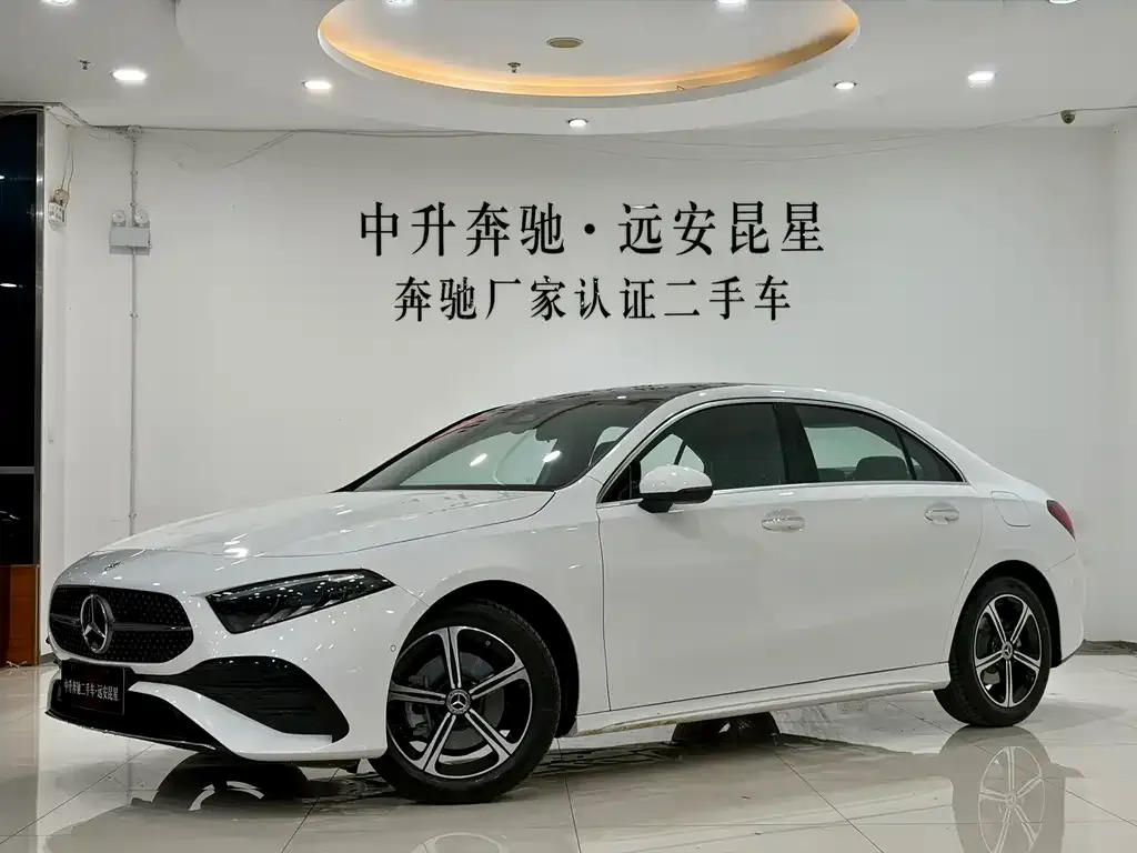 Mercedes-Benz A-Class — фото 1