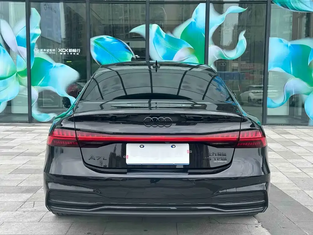 Audi A7L — фото 3