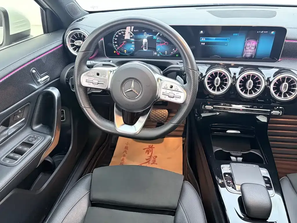 Mercedes-Benz A-Class — фото 10