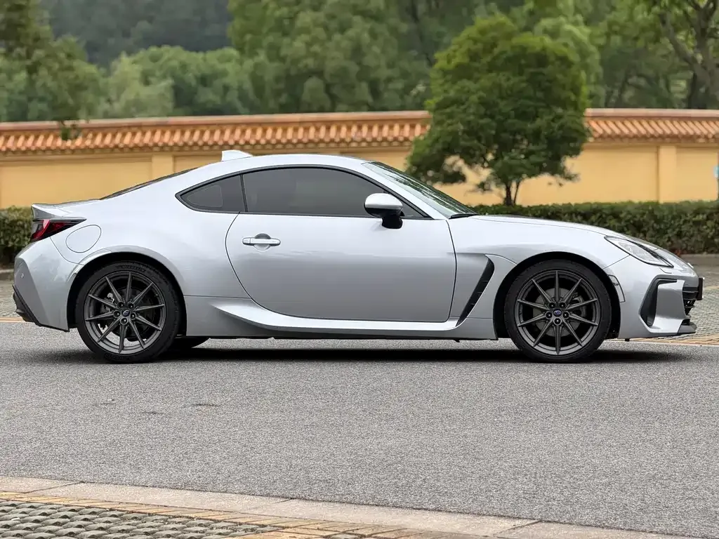 Subaru BRZ — фото 8