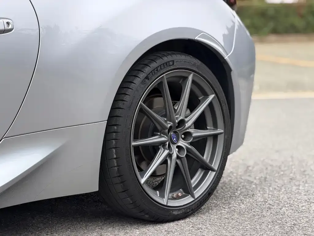 Subaru BRZ — фото 6