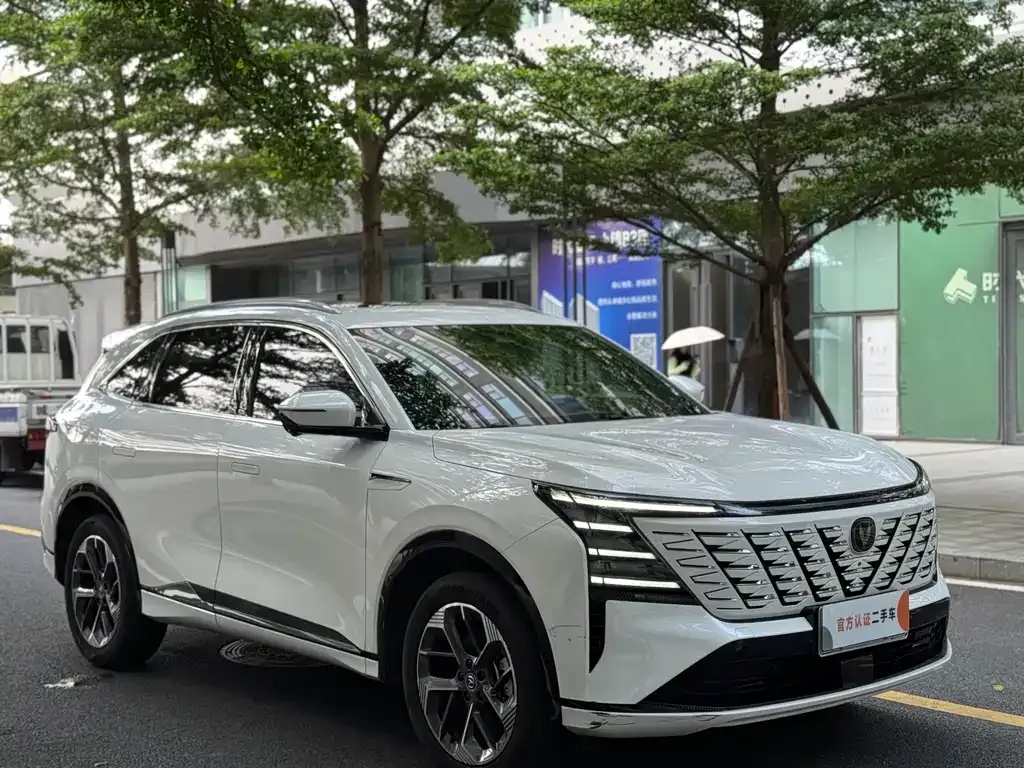 Changan CS75PLUS — фото 8