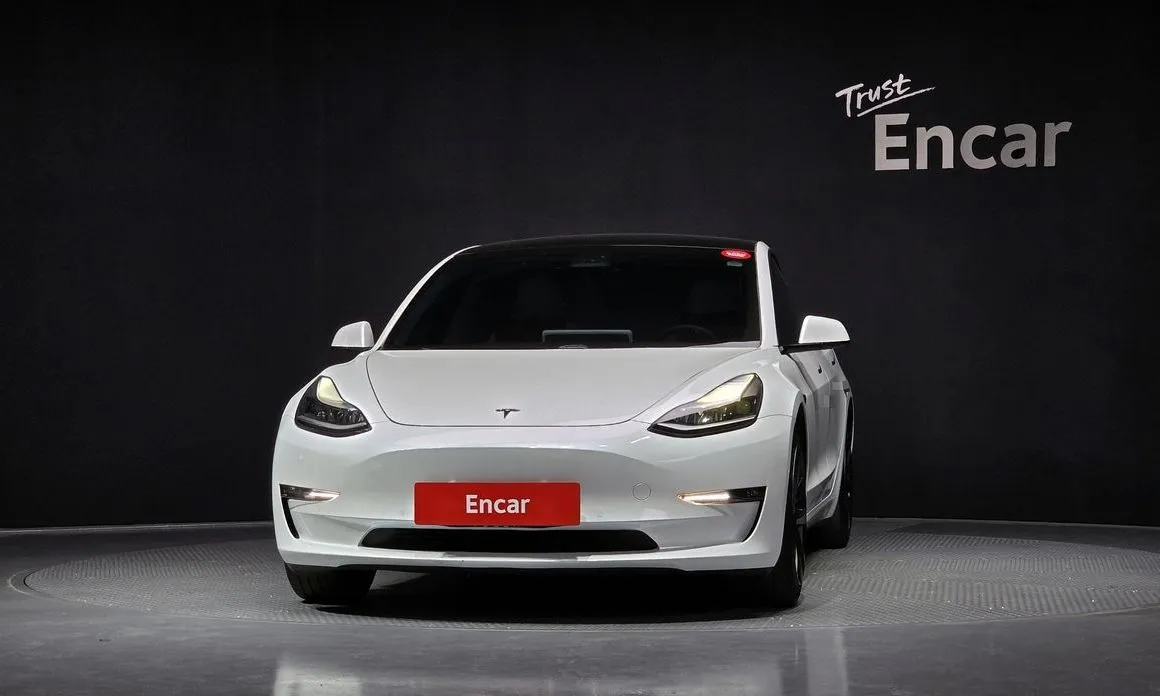 Tesla Model 3 2021 из KR, фото 3