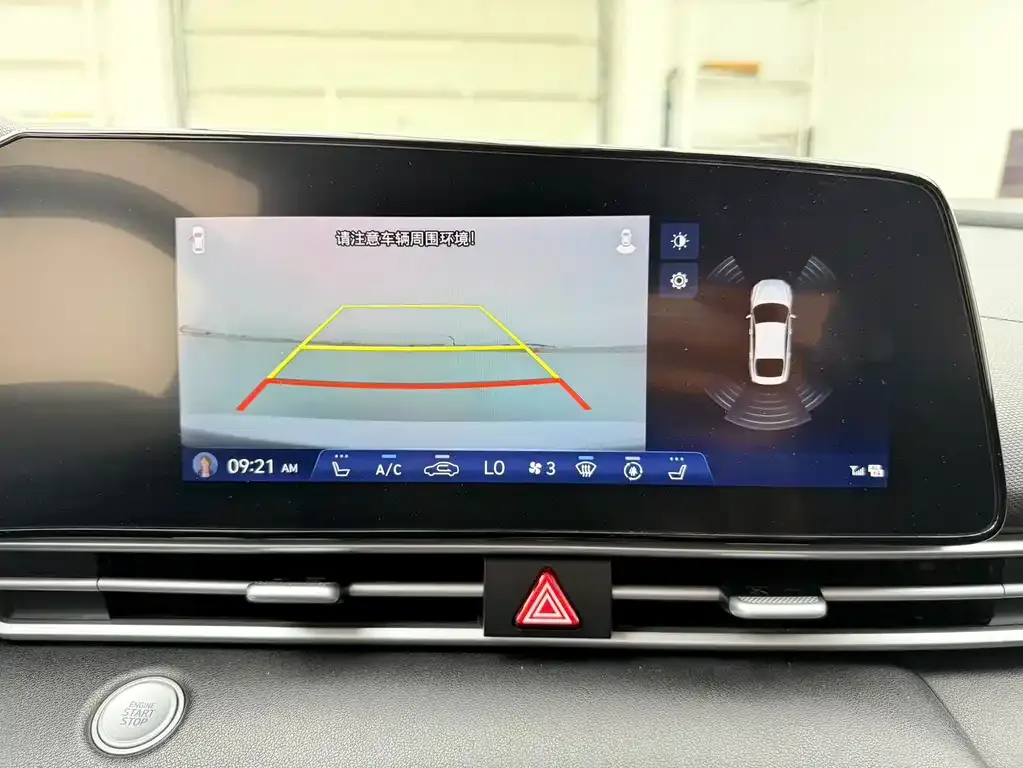 Hyundai Elantra — фото 9