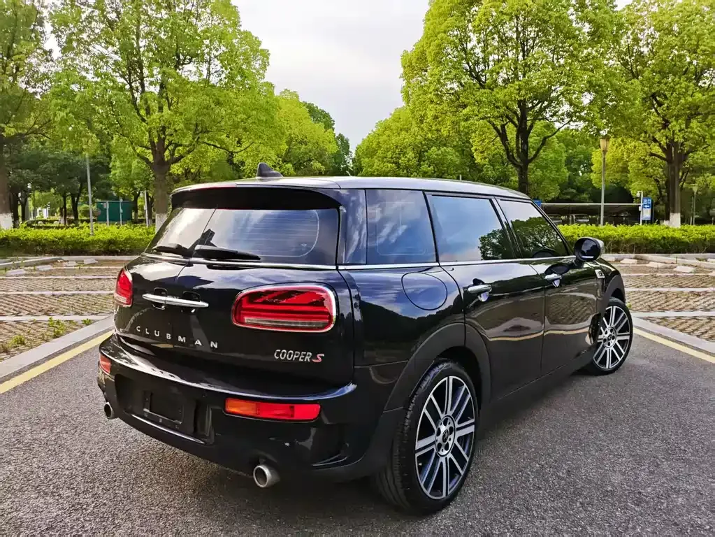 MINI Clubman — фото 8