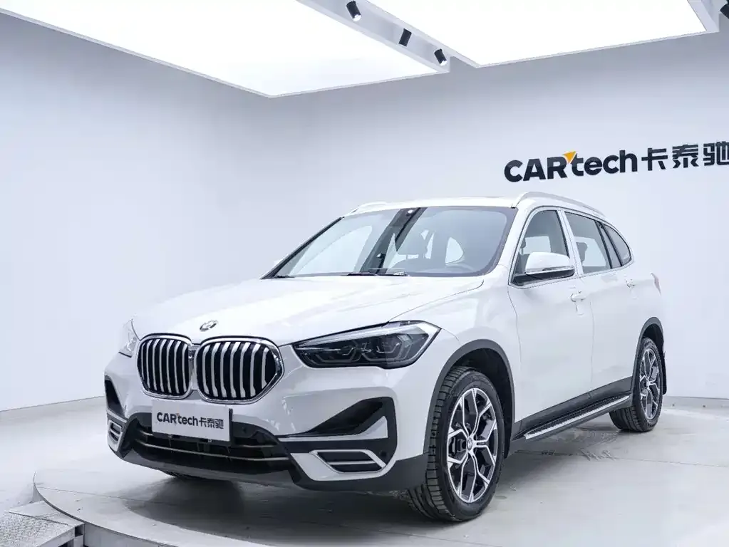 BMW X1 — фото 10