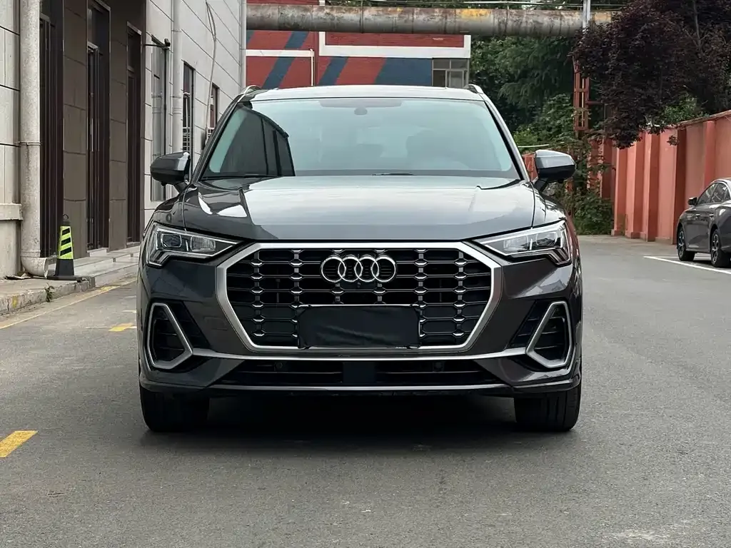 Audi Q3 — фото 9