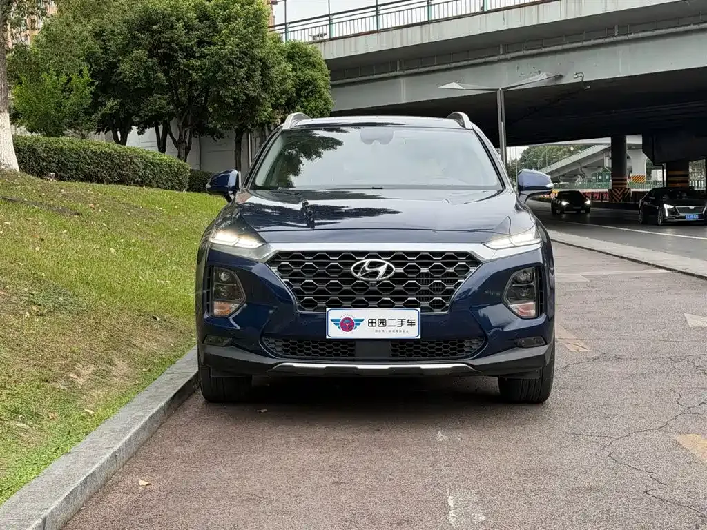 Hyundai Santa Fe 2021 из CN, фото 7