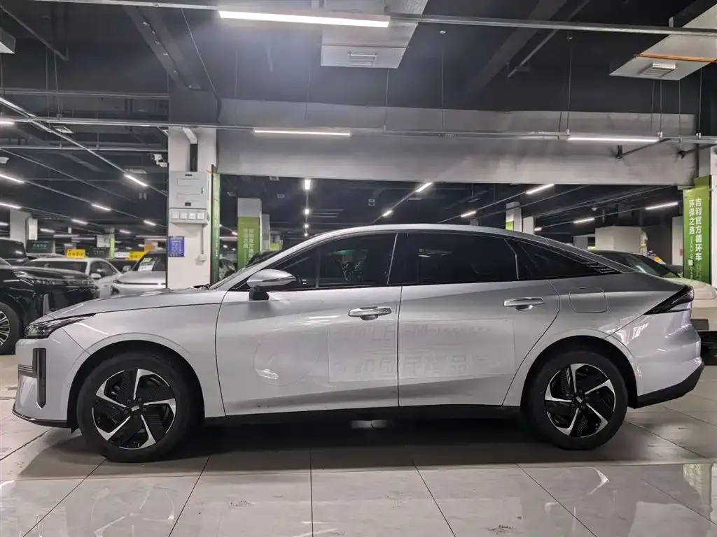 Geely Galaxy L6 2025 из CN, фото 10