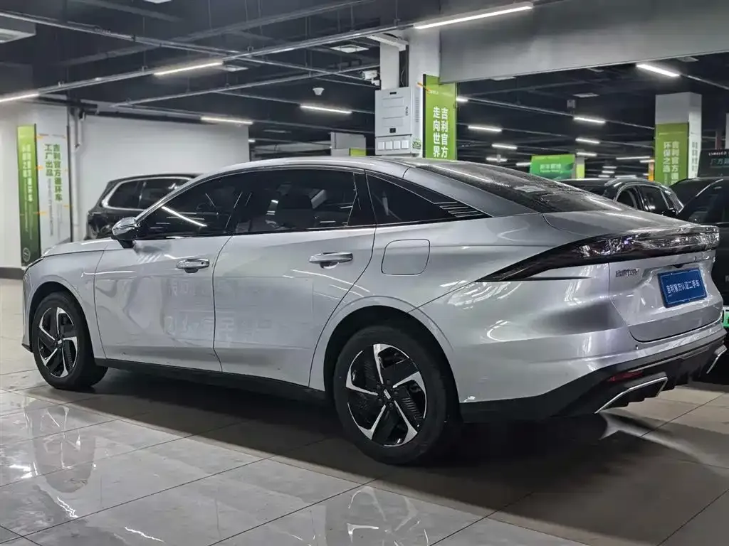 Geely Galaxy L6 2025 из CN, фото 5