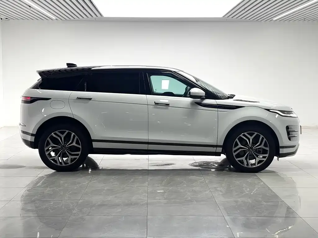 Land Rover Evoque — фото 9