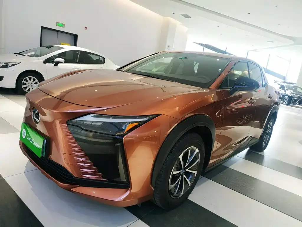 Lexus RZ