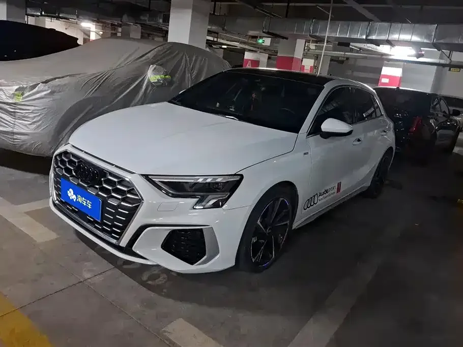 Audi A3 — фото 1