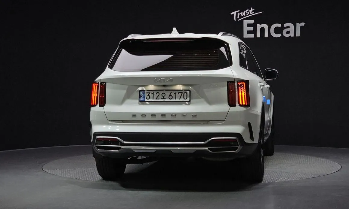 Kia Sorento — фото 4