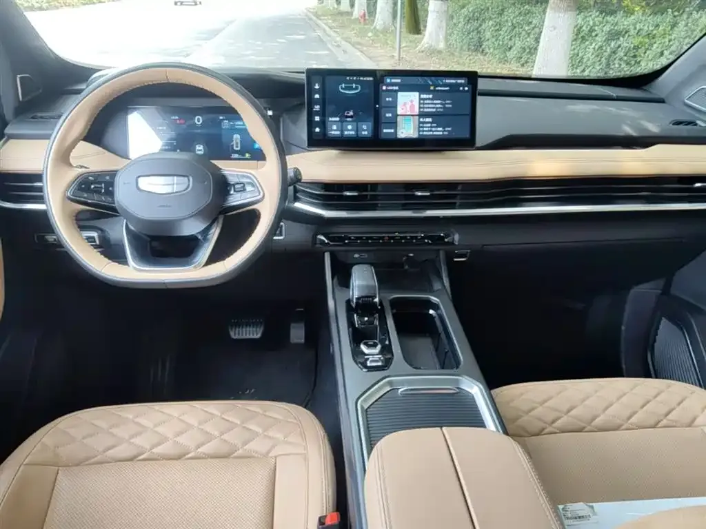 Geely Haoyue L 2023 из CN, фото 2