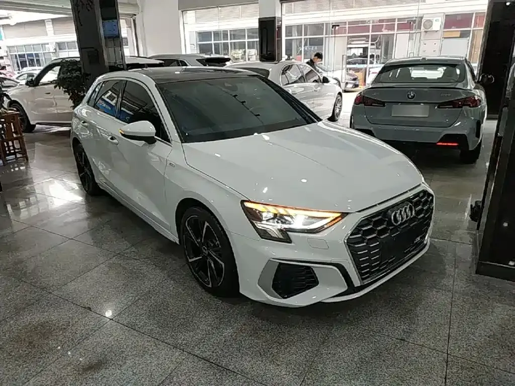 Audi A3 — фото 2