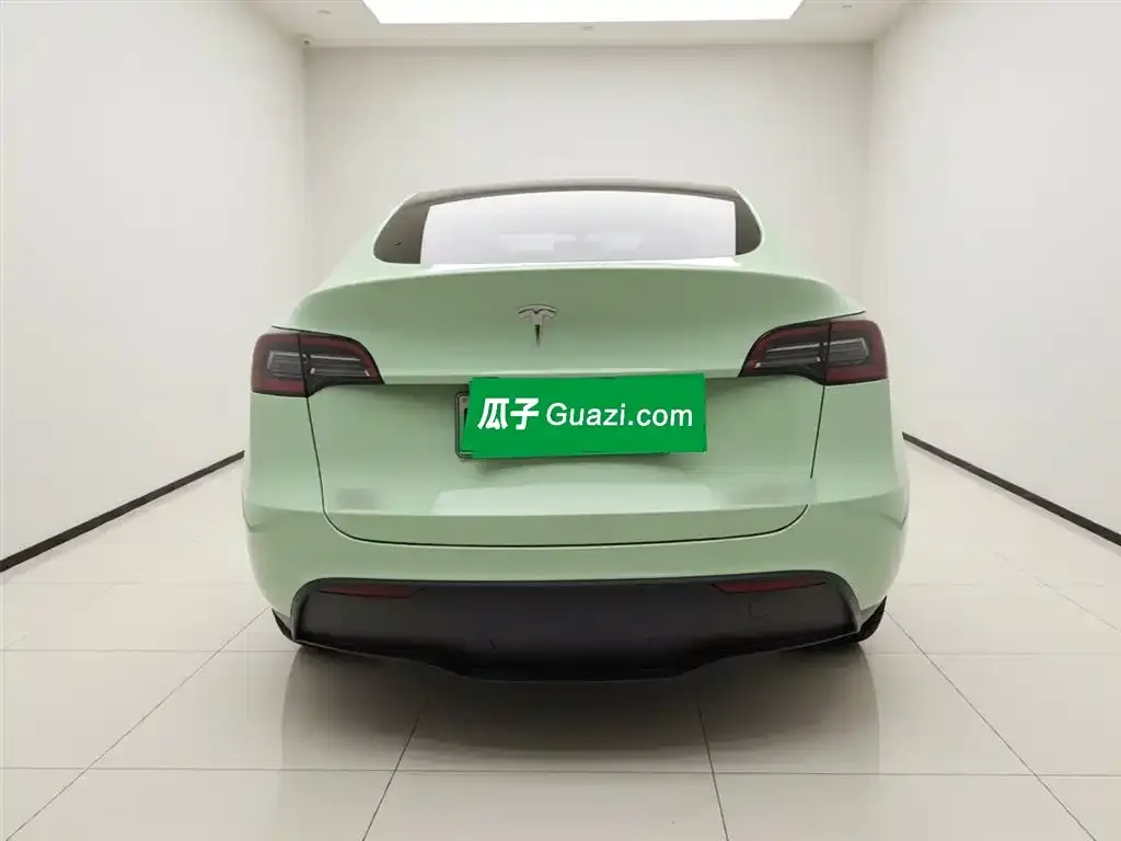Tesla Model Y — фото 5