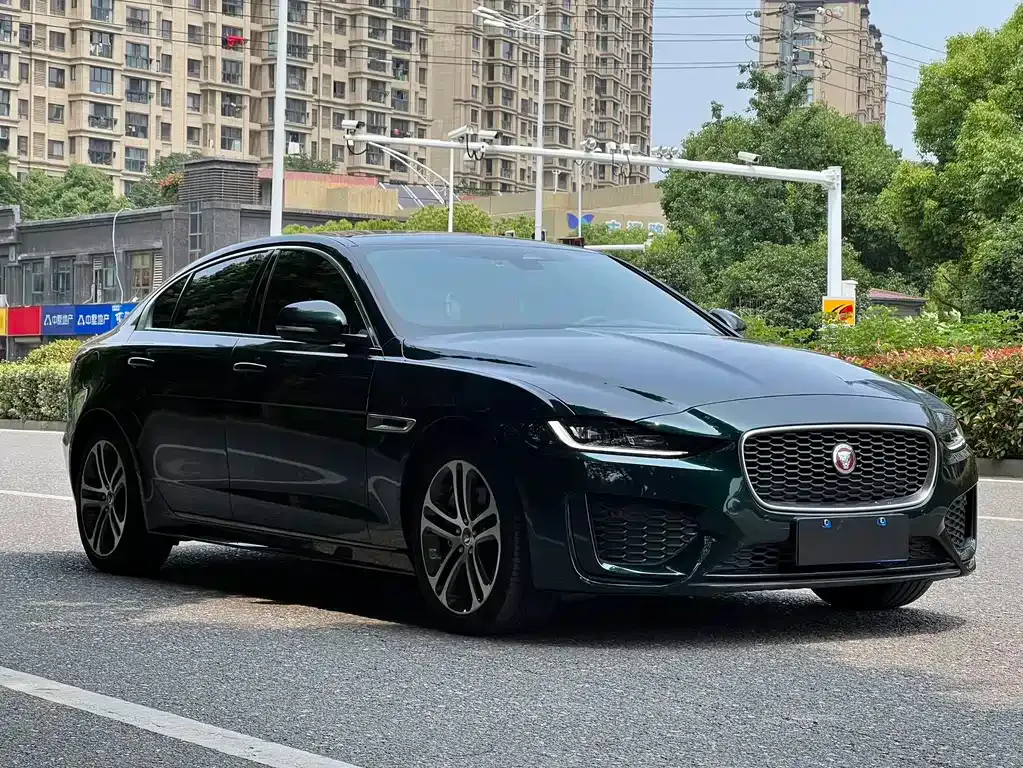 Jaguar XEL — фото 2