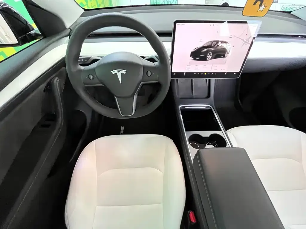 Tesla Model Y — фото 5