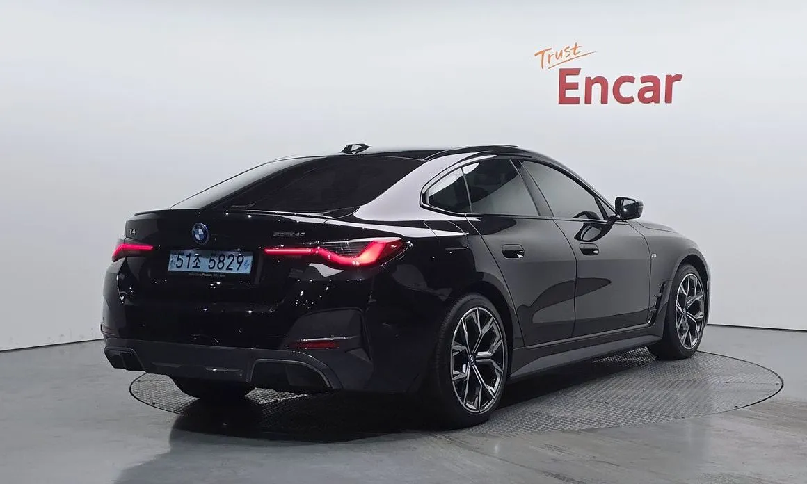 BMW i4 2024 из KR, фото 2