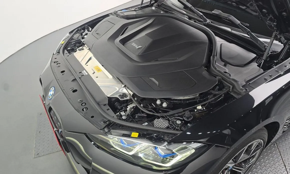 BMW i4 2024 из KR, фото 10