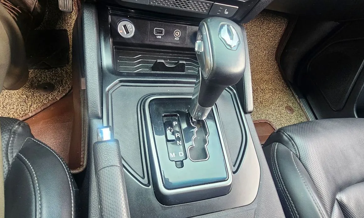 KG Mobility (Ssangyong) Rexton — фото 6