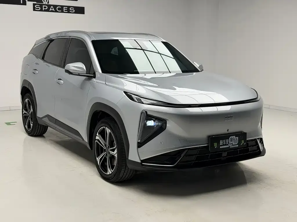 Geely Galaxy L7 — фото 2