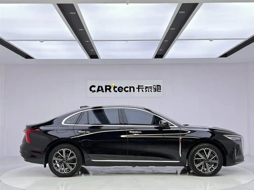 Hongqi H5 PHEV 2025 из CN, фото 3