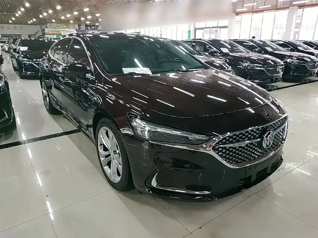 Buick LaCrosse — фото 10