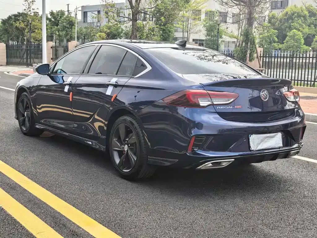 Buick Regal — фото 9