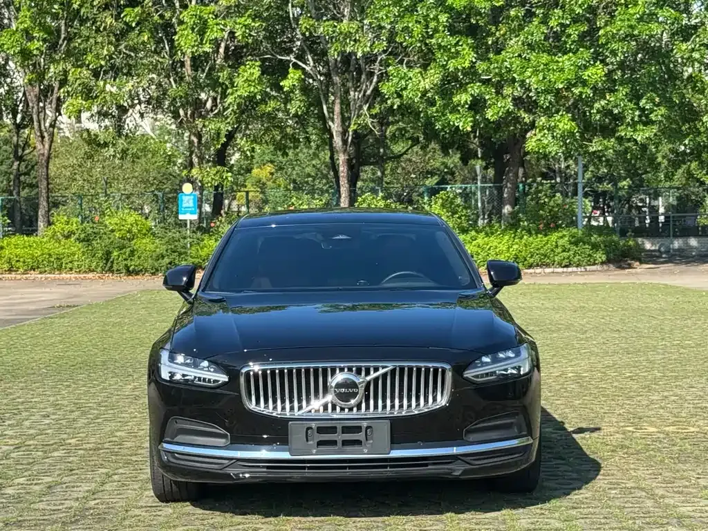 Volvo S90 — фото 9