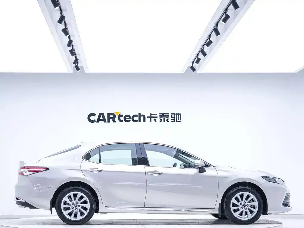Toyota Camry 2024 из CN, фото 9