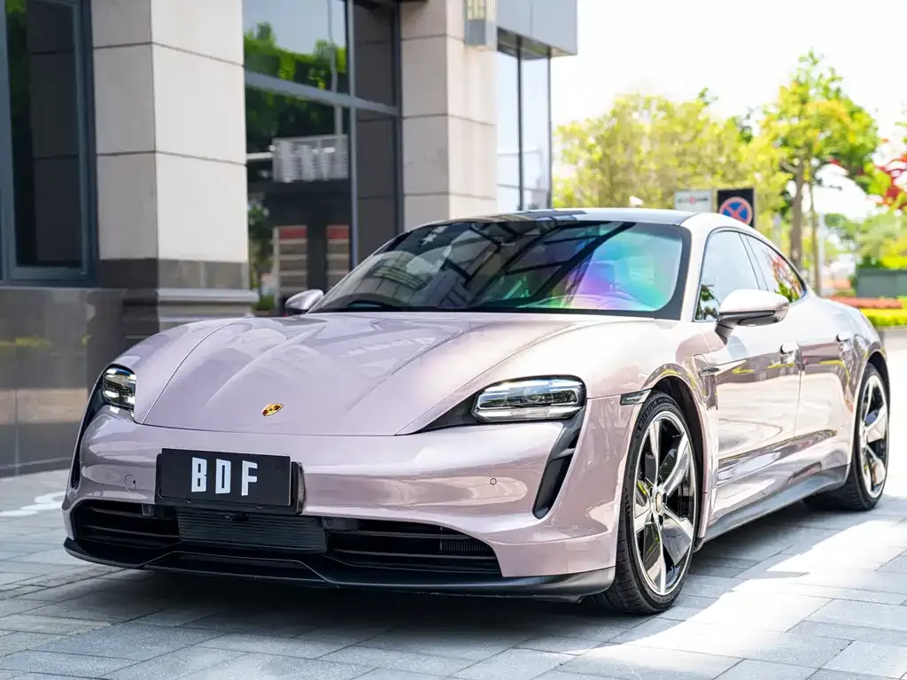 Porsche Taycan