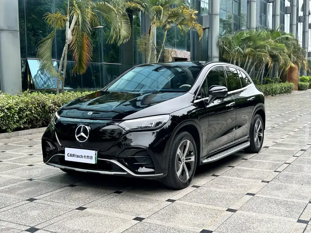 Mercedes-Benz EQE SUV
