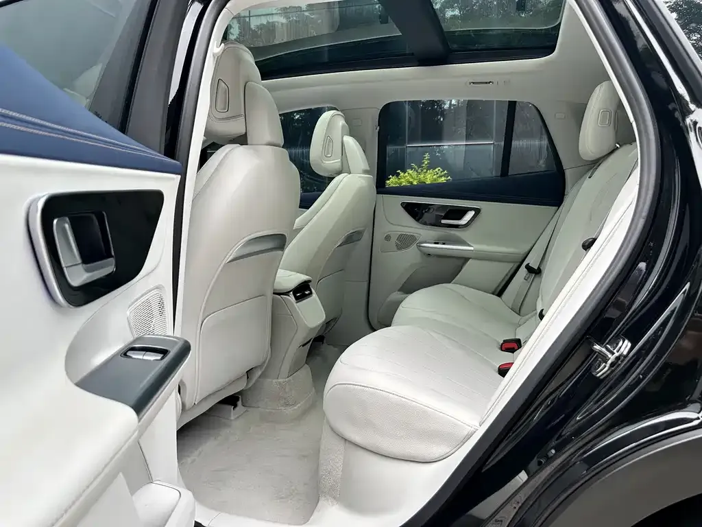 Mercedes-Benz EQE SUV 2023 из CN, фото 3