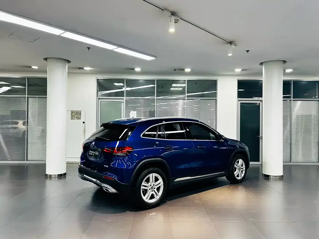 Mercedes-Benz GLA — фото 8