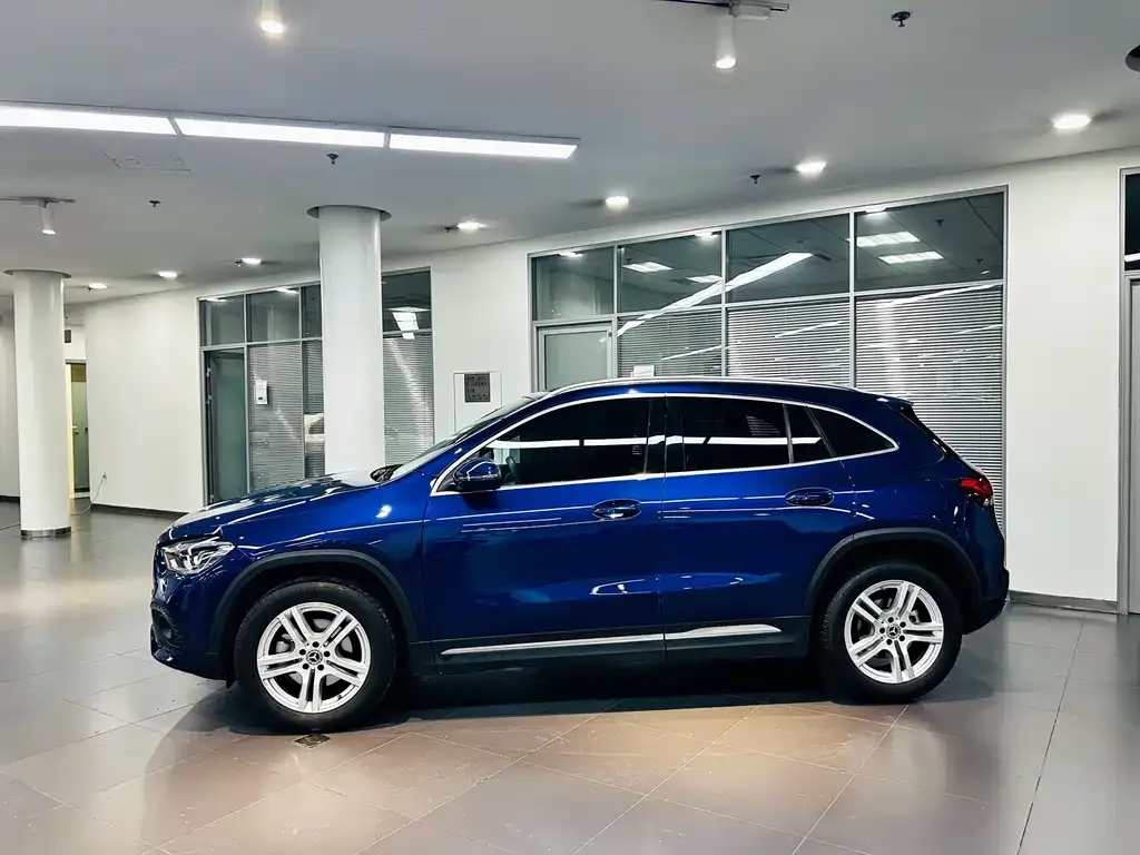 Mercedes-Benz GLA — фото 10