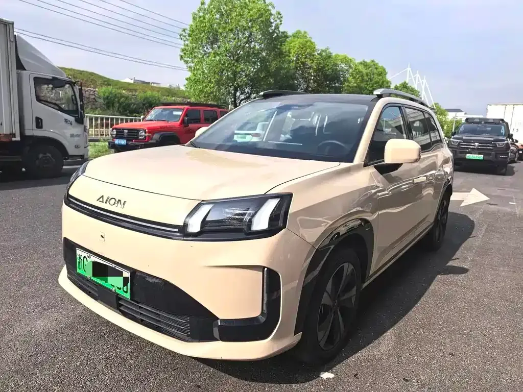 Aion V