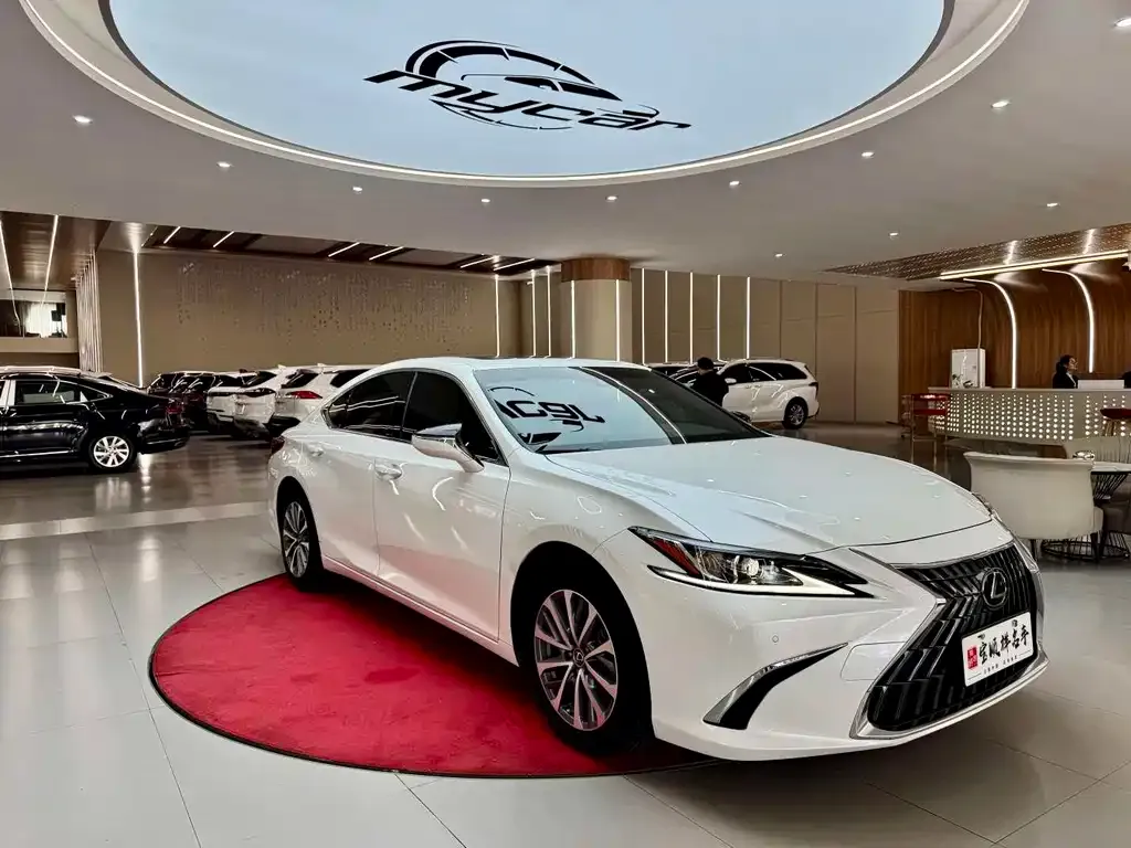 Lexus ES — фото 2