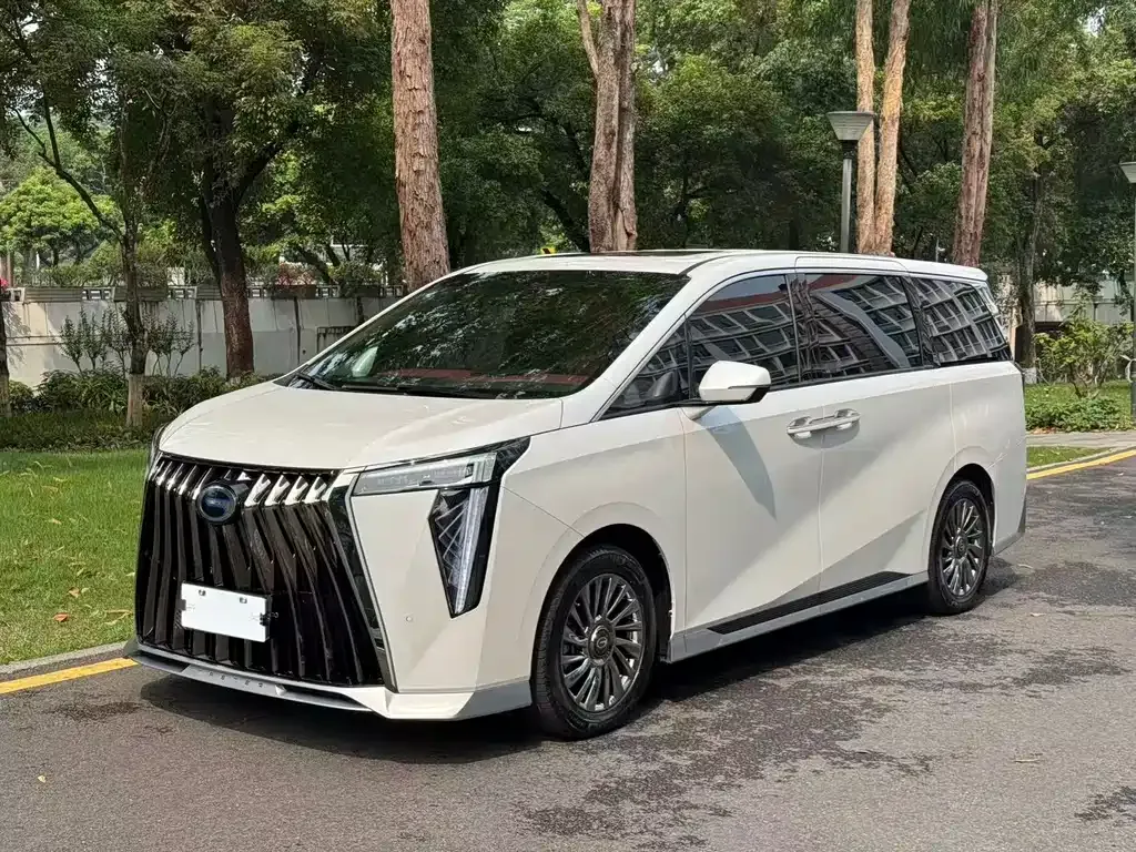 GAC Motor Trumpchi M8 — фото 9