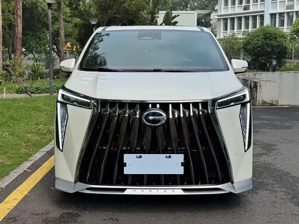 GAC Motor Trumpchi M8 — фото 10