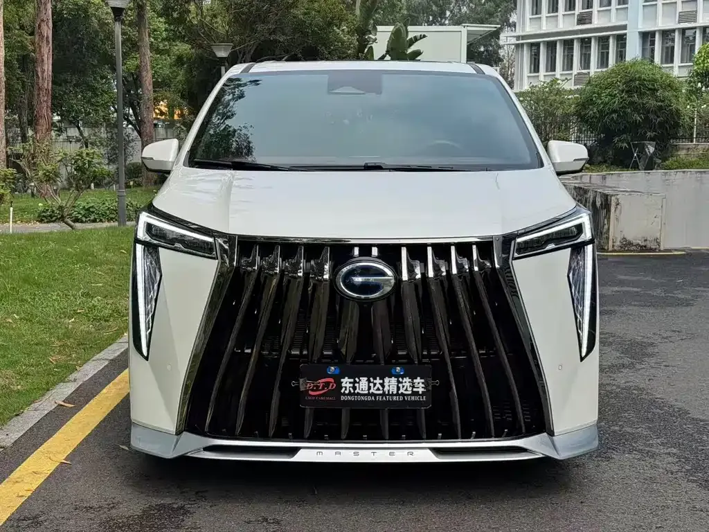 GAC Motor Trumpchi M8 — фото 8