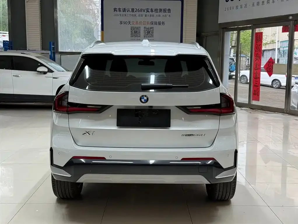 BMW X1 — фото 2