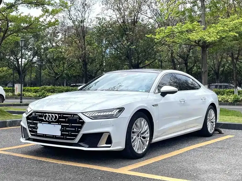 Audi A7L — фото 7