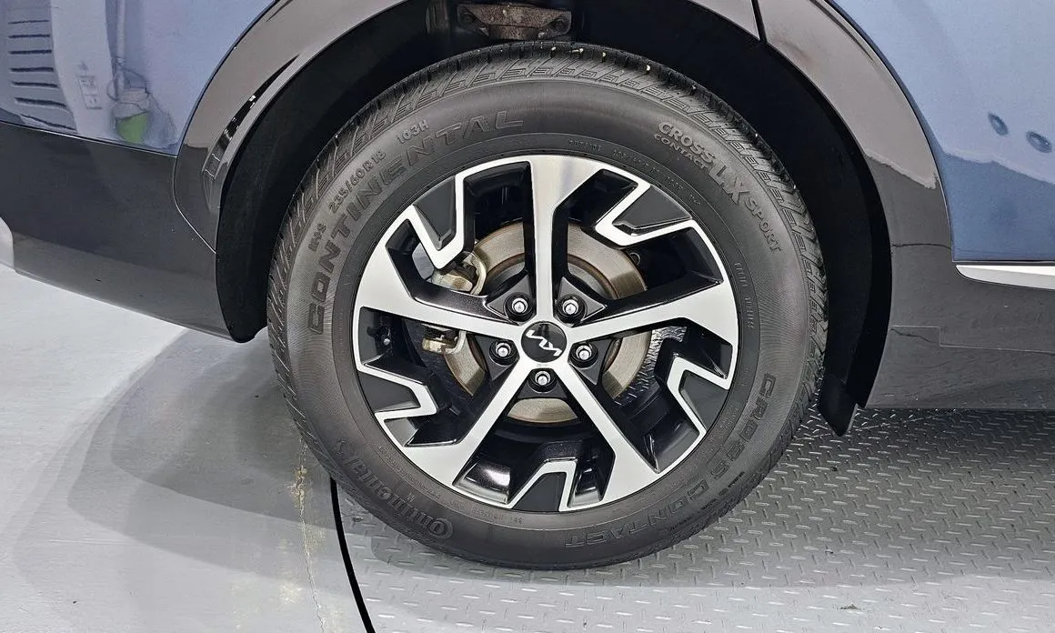 Kia Sportage — фото 9
