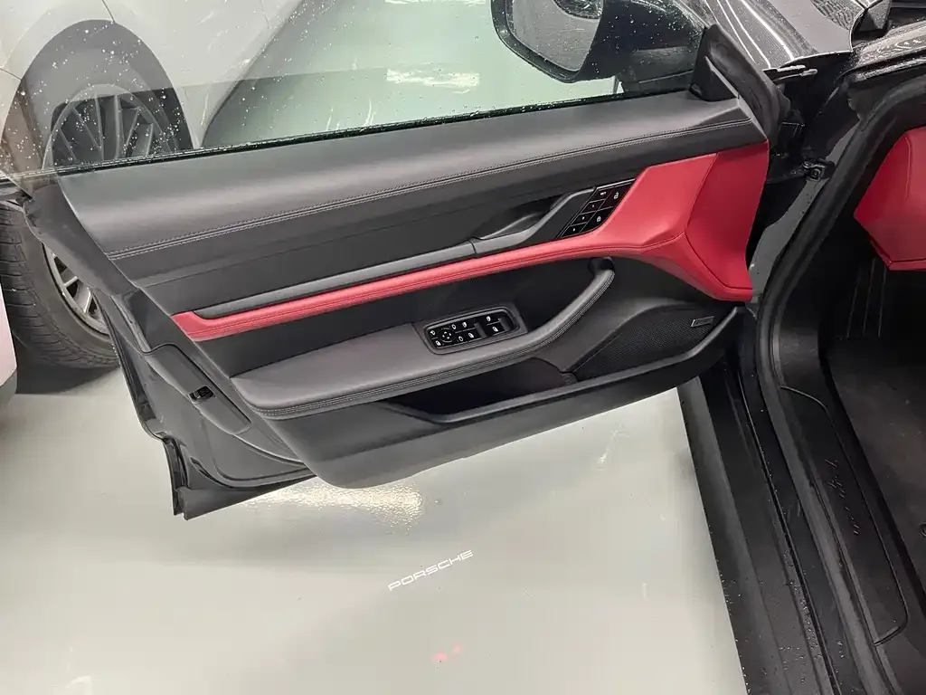 Porsche Taycan 2021 из CN, фото 8