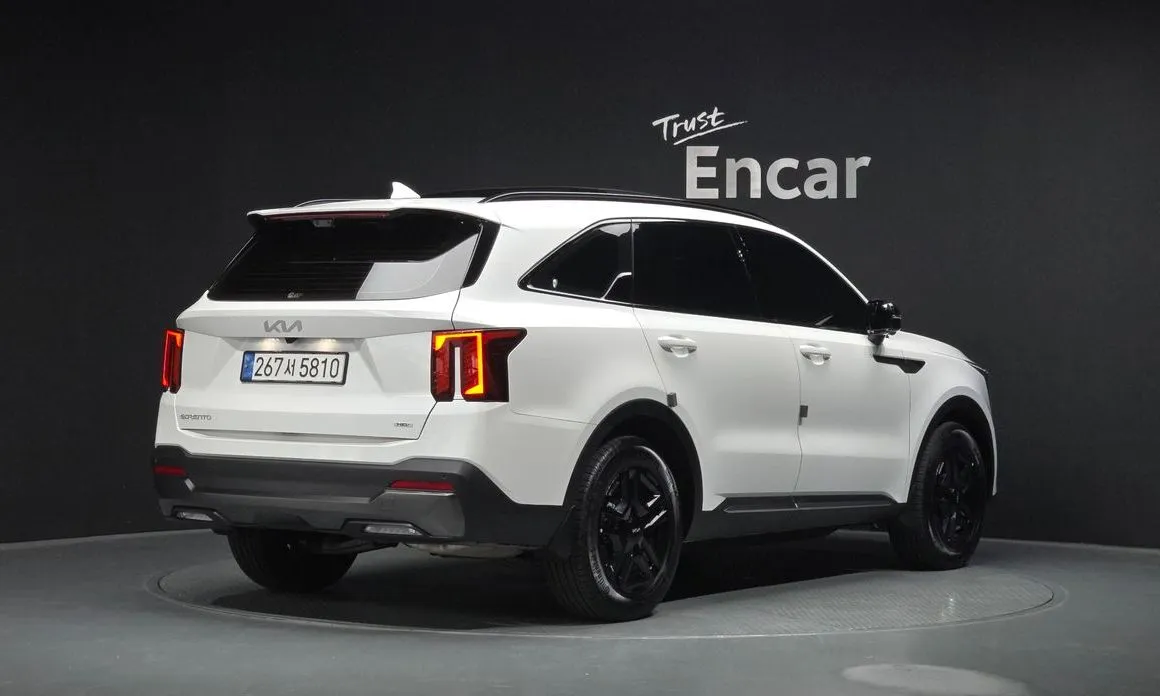 Kia Sorento — фото 4